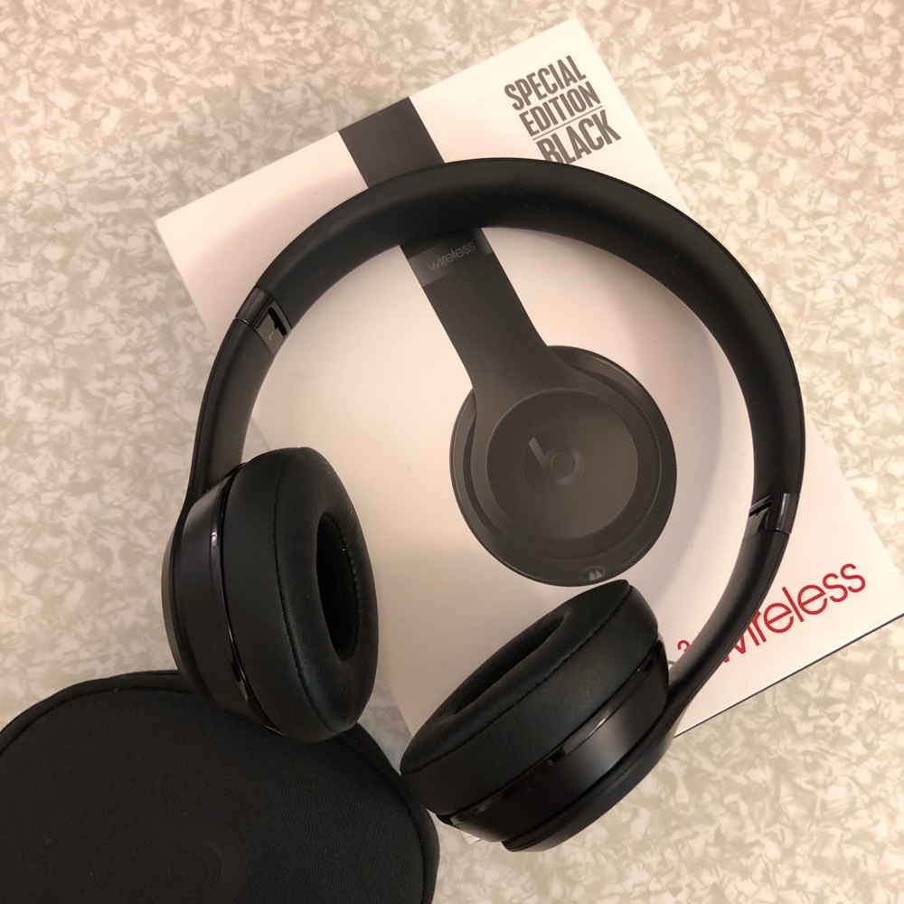 Beats Solo 3 Wireless - Matte Black